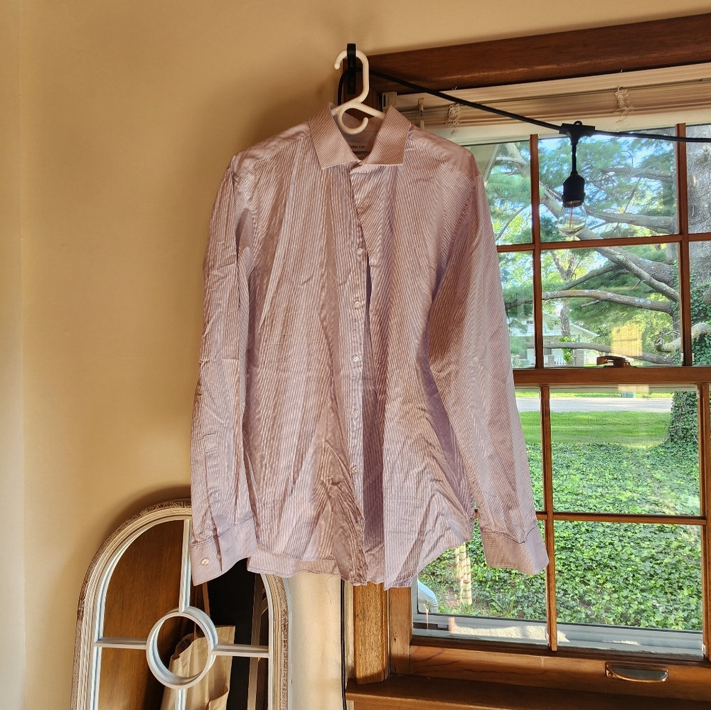Calvin Clein mens dress shirt